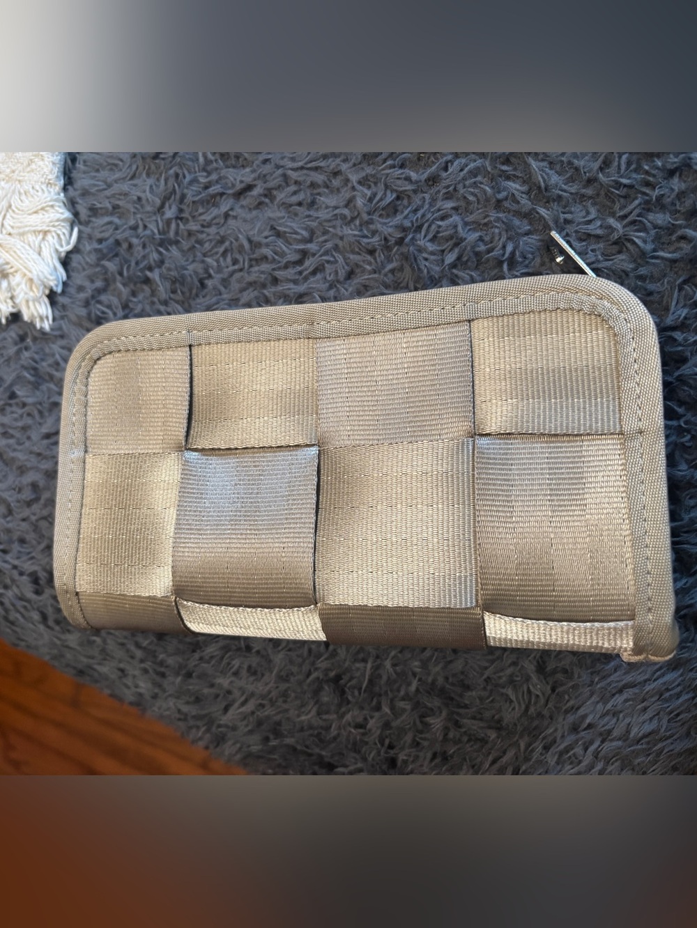 Harvey’s champagne classic wallet